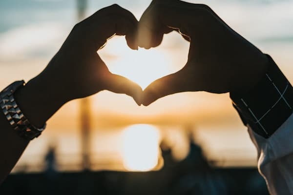 Imagem do artigo: Relacionamentos Saudáveis: O que Você Precisa Saber